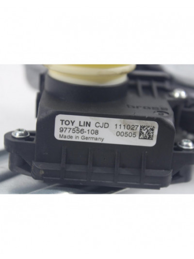 Recambio de elevalunas trasero izquierdo para toyota auris (_e15_) 1.4 d-4d (nde150_) referencia OEM IAM 977556108