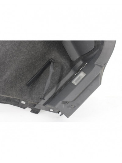 Recambio de guarnecido maletero izquierdo para toyota auris (_e15_) 1.4 d-4d (nde150_) referencia OEM IAM 6473402040