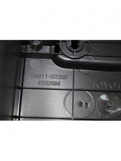 Apoyabrazos central TOYOTA AURIS 1.4 D-4D 2012