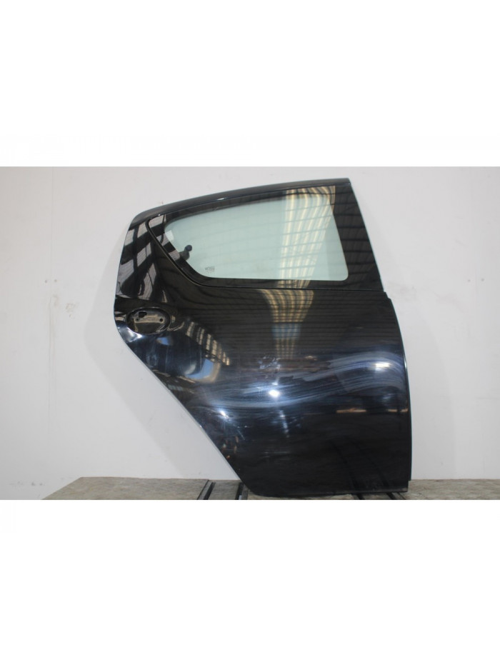 Puerta trasera derecha TOYOTA AYGO 1.0 CAT 2014