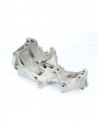 Soporte alternador AUDI A4 AVANT * 2004