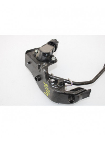 Pedal acelerador TOYOTA COROLLA VERSO 2.0 D-4D Sol 2005