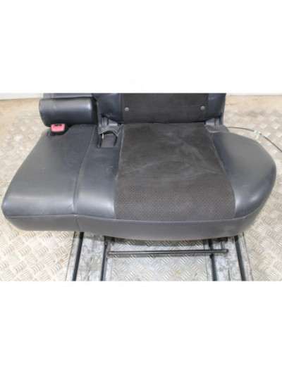 Recambio de asientos trasero izquierdo para toyota rav 4 (a3) active referencia OEM IAM 3735T.I.PIELNEGRO