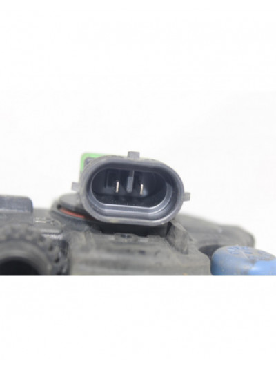 Recambio de faro antiniebla derecho para toyota auris (_e15_) 1.4 d-4d (nde150_) referencia OEM IAM 89210656