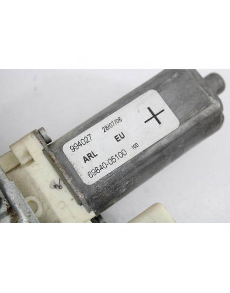 Recambio de elevalunas trasero izquierdo para toyota avensis berlina (t25) 2.2 d-4d cat referencia OEM IAM 6984005100