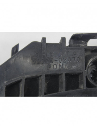 Molduras traseras TOYOTA AURIS 1.4 D-4D 2012
