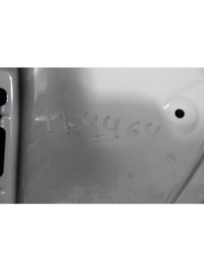 Puerta trasera izquierda TOYOTA AURIS 1.4 D-4D 2012