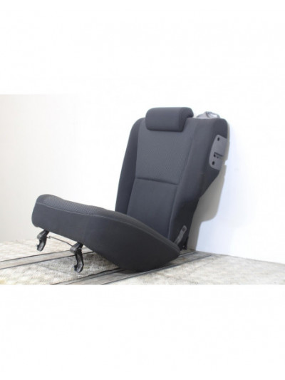 Recambio de asiento trasero medio para toyota auris (_e15_) 1.4 d-4d (nde150_) referencia OEM IAM 4464TI