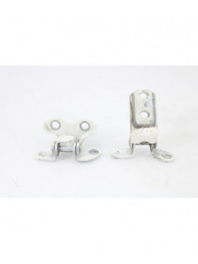 Bisagra puerta trasera izquierda TOYOTA AURIS 1.4 D-4D 2012