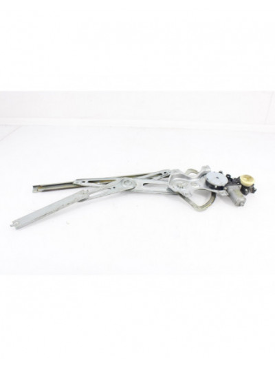 Recambio de elevalunas delantero derecho para toyota auris (_e15_) 1.4 d-4d (nde150_) referencia OEM IAM 977556108