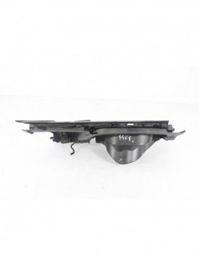 Recambio de moldura izq. luna delantera para toyota auris (_e15_) 1.4 d-4d (nde150_) referencia OEM IAM 5578202130