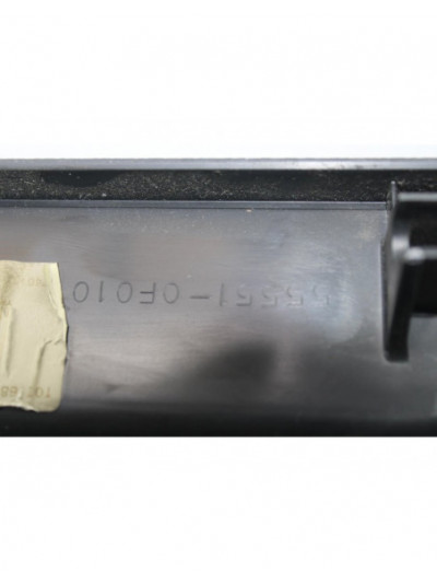 Recambio de guantera para toyota corolla verso (r1) 2.2 d-4d luna referencia OEM IAM 555510F010