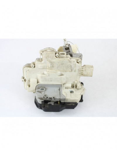 Cerradura puerta trasera derecha AUDI A4 BERLINA * 2004