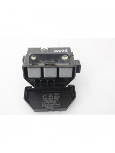 Recambio de caja reles / fusibles para toyota land cruiser (j12) 3.0 d4-d vx referencia OEM IAM PEQ.